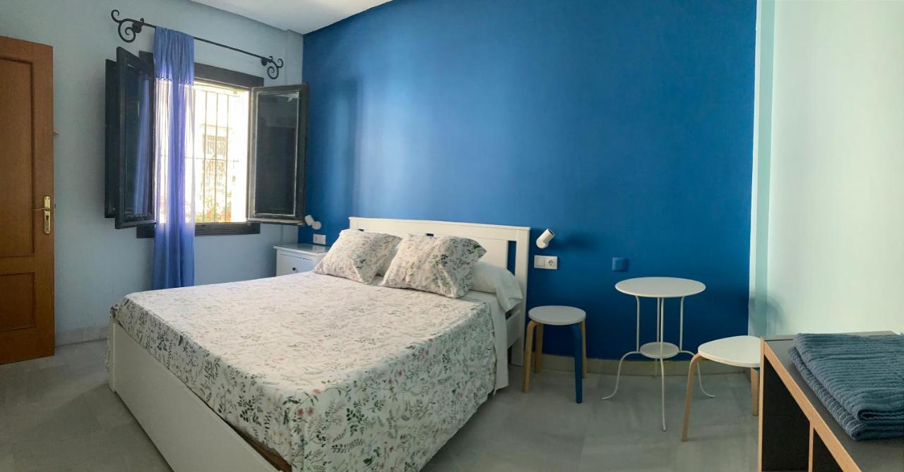 Hostal Baobab 엘푸에르토데산타마리아 외부 사진